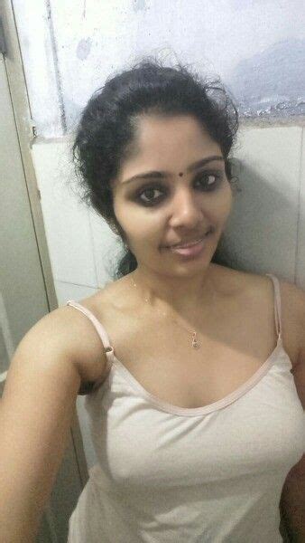 nude indiangirl|Nude Indian girls videos